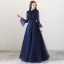 Moderne / Mode Bleu Marine Robe De Soirée 2018 Princesse Encolure Carrée Manches Longues Noeud Ceinture Longue Volants Dos Nu Robe De Ceremonie