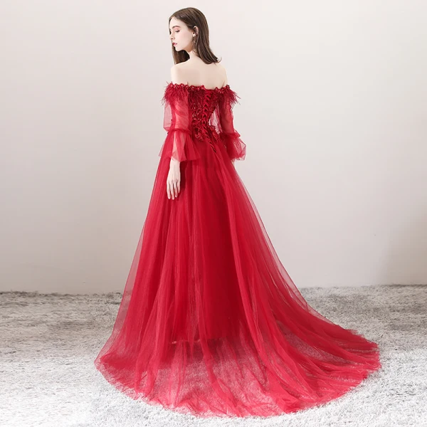 Charmant Bordeaux Robe De Soirée 2018 Princesse De l'épaule Manches Longues Appliques En Dentelle Fleur Faux Diamant Plumes Tribunal Train Volants Dos Nu Robe De Ceremonie