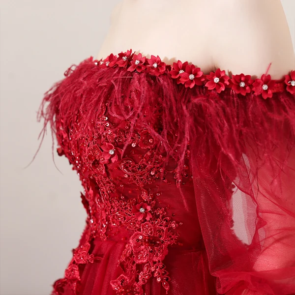 Charmant Bordeaux Robe De Soirée 2018 Princesse De l'épaule Manches Longues Appliques En Dentelle Fleur Faux Diamant Plumes Tribunal Train Volants Dos Nu Robe De Ceremonie