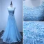 Elegante Blau Abendkleider 2017 A Linie Lange Fallende Rüsche Rundhalsausschnitt Ärmellos Rückenfreies Perlenstickerei Pailletten Mit Spitze Applikationen Stoffgürtel Festliche Kleider