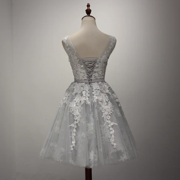 Chic / Beautiful Grey Bridesmaid Dresses 2017 A-Line / Princess Scoop Neck Sleeveless Appliques Lace Glitter Tulle Short Ruffle Backless Wedding Party Dresses