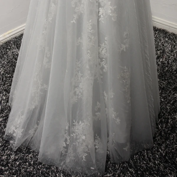 Chic / Beautiful Grey Bridesmaid Dresses 2017 A-Line / Princess Scoop Neck Sleeveless Appliques Lace Sash Glitter Tulle Ruffle Floor-Length / Long Backless Wedding Party Dresses