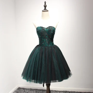 Flotte Mørkegrøn Cocktailkjoler 2017 Balkjole Sweetheart Ærmeløs Applikationsbroderi Med Blonder Beading Perle Rhinestone Korte Flæse Halterneck Kjoler