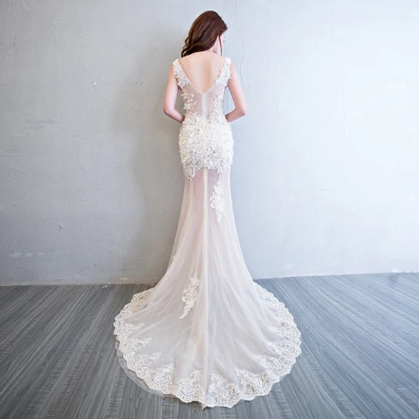 Sexy Champagne See-through Summer Evening Dresses 2018 Trumpet / Mermaid V-Neck Sleeveless Appliques Lace Pearl Rhinestone Flower Court Train Ruffle Backless Formal Dresses