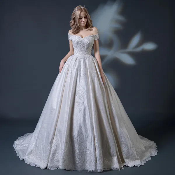 Vintage / Retro Champagne Wedding Dresses 2018 Ball Gown Off-The-Shoulder Short Sleeve Backless Appliques Lace Beading Ruffle Chapel Train