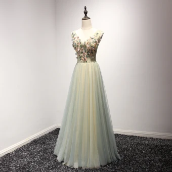 Chic Beautiful Sage Green Champagne Evening Dresses 2017 A Line Princess V Neck Sleeveless Beading Crystal Appliques Lace Flower Floor Length Long Ruffle Backless Formal Dresses