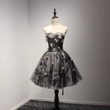 Chic Beautiful Black Party Dresses 2017 Ball Gown Sweetheart Sleeveless Appliques Flower Beading Crystal Sequins Short Ruffle Backless Formal Dresses