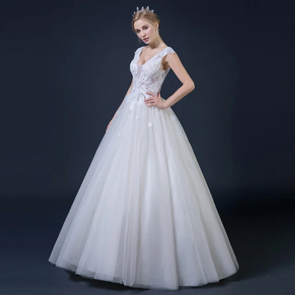 Affordable Ivory Wedding Dresses 2018 A-Line / Princess V-Neck Sleeveless Backless Appliques Lace Beading Ruffle Floor-Length / Long