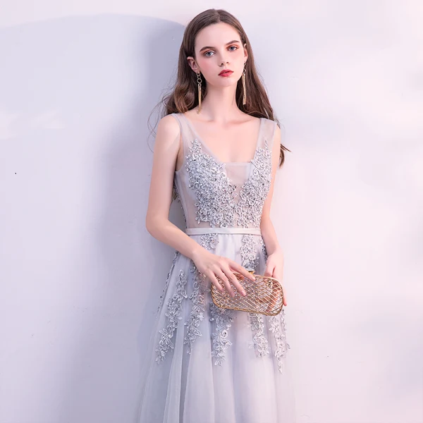 Chic / Belle Gris Robe De Soirée 2018 Princesse Dentelle Fleur Perle Paillettes Ceinture U-Cou Sans Manches Dos Nu Longue Robe De Ceremonie