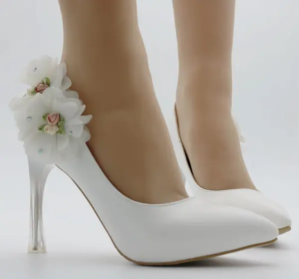 Chic / Belle Blanche Rendez-vous Escarpins 2018 Appliques 9 cm Talons Aiguilles À Bout Pointu Escarpins