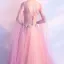 Schöne Rosa Abendkleider 2018 A Linie Mit Spitze Blumen Kristall Rundhalsausschnitt Rückenfreies Ärmellos Watteau-falte Festliche Kleider