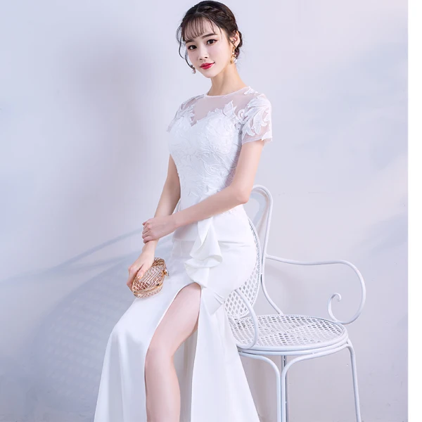 Elegante Weiß Abendkleider 2018 Mermaid Mit Spitze Blumen Pailletten Rundhalsausschnitt Rückenfreies Gespaltete Front Kurze Ärmel Lange Festliche Kleider