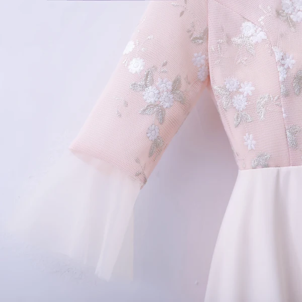 Chic / Beautiful Champagne Prom Dresses 2018 A-Line / Princess Lace Flower High Neck 3/4 Sleeve Floor-Length / Long Formal Dresses