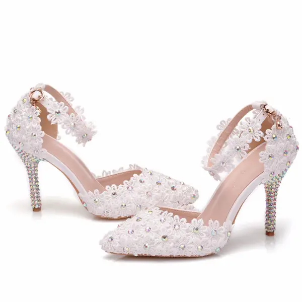 Charmant Weiß Brautschuhe 2018 Spitze Knöchelriemen Strass 9 cm Stilettos Spitzschuh Hochzeit Hochhackige