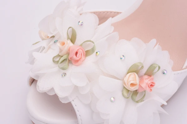 Modern / Fashion White Wedding Shoes 2018 Appliques Rhinestone Ankle Strap 10 cm Stiletto Heels Open / Peep Toe Wedding High Heels