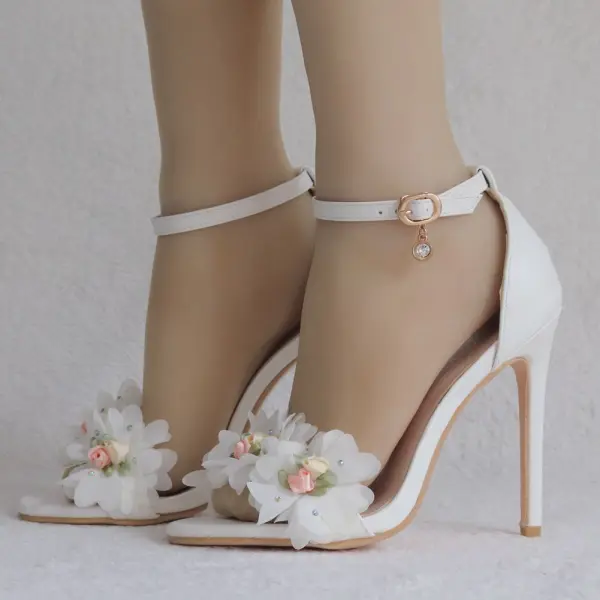 Schöne Weiß Brautschuhe 2018 Applikationen Strass Knöchelriemen 11 cm Stilettos Peeptoes Hochzeit Hochhackige