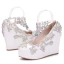 Glittrande Vita Brudskor 2018 Rhinestone Kristall Pande Zote Toe Bröllop Kilklackar Sandaler