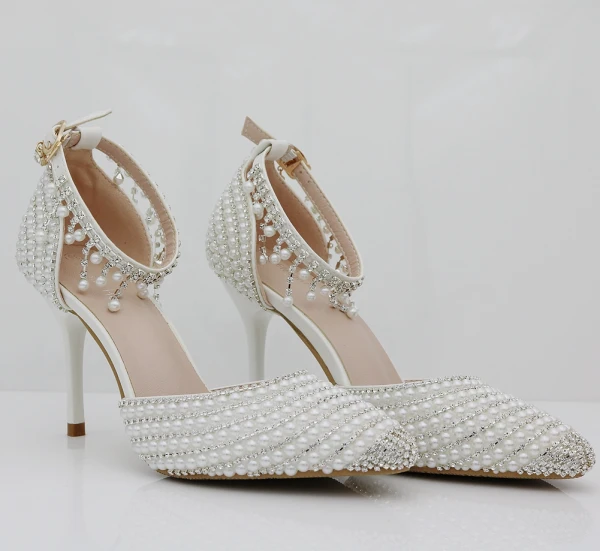 Sparkly White Wedding Shoes 2018 Pearl Rhinestone Ankle Strap 6 cm Stiletto Heels Pointed Toe Wedding High Heels