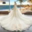 Luxe Champagne Robe De Mariée 2018 Princesse Appliques En Dentelle Perle De l'épaule Dos Nu Manches Courtes Royal Train