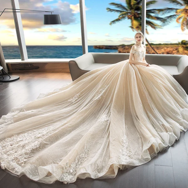 Luxury / Gorgeous Champagne Wedding Dresses 2018 Ball Gown Appliques Lace Off-The-Shoulder Short Sleeve Backless Royal Train