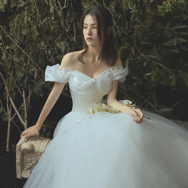 Elegant Ivory Corset Wedding Dresses 2019 A-Line / Princess Off-The-Shoulder Short Sleeve Backless Floor-Length / Long