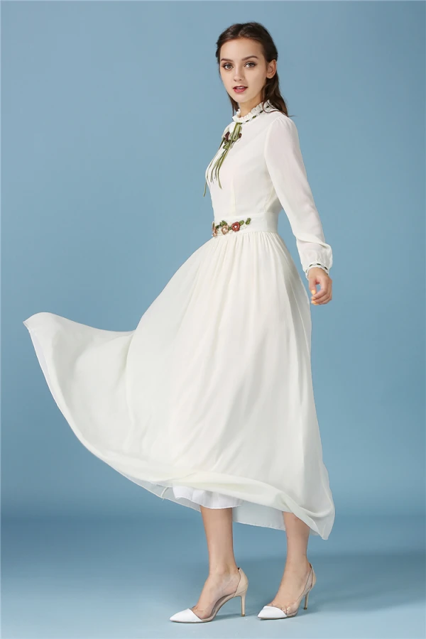 Modern / Fashion Beige Dating Maxi Dresses 2019 A-Line / Princess Embroidered Scoop Neck Long Sleeve Tea-length Womens Clothing
