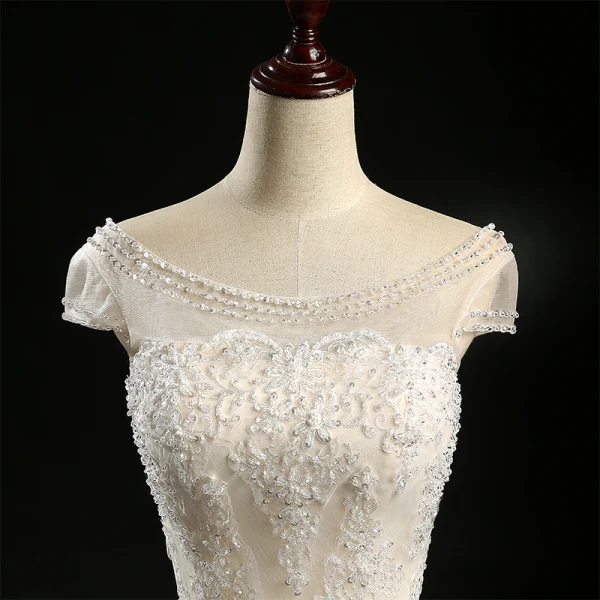 Chic / Beautiful Champagne Wedding Dresses 2018 Ball Gown Beading Sequins Scoop Neck Short Sleeve Floor-Length / Long Wedding