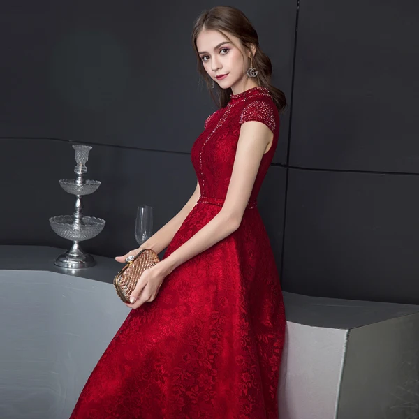 Chinese style Burgundy Evening Dresses 2019 A-Line / Princess Beading Lace Crystal Scoop Neck Cap Sleeves Backless Floor-Length / Long Formal Dresses