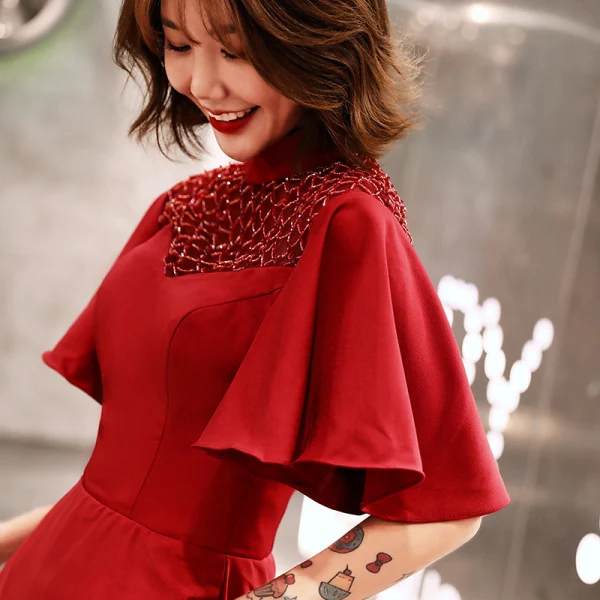 Chic / Beautiful Burgundy Evening Dresses  2019 A-Line / Princess Crystal High Neck Short Sleeve Backless Floor-Length / Long Formal Dresses