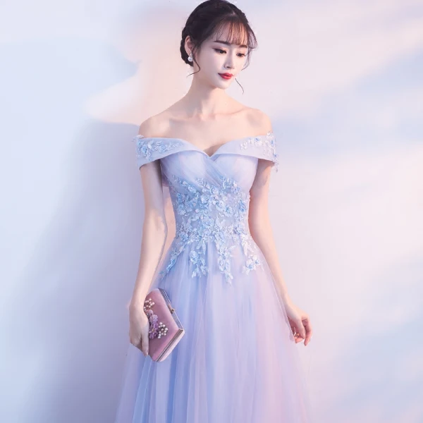 Schöne Himmelblau Brautjungfernkleider 2018 A Linie Mit Spitze Applikationen Perle Off Shoulder Rückenfreies Ärmellos Lange Kleider Für Hochzeit