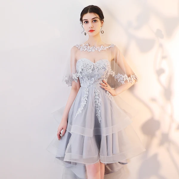 Chic / Belle Gris Robe De Cocktail 2019 Princesse Encolure Dégagée En Dentelle Appliques 1/2 Manches Dos Nu Asymétrique Robe De Ceremonie