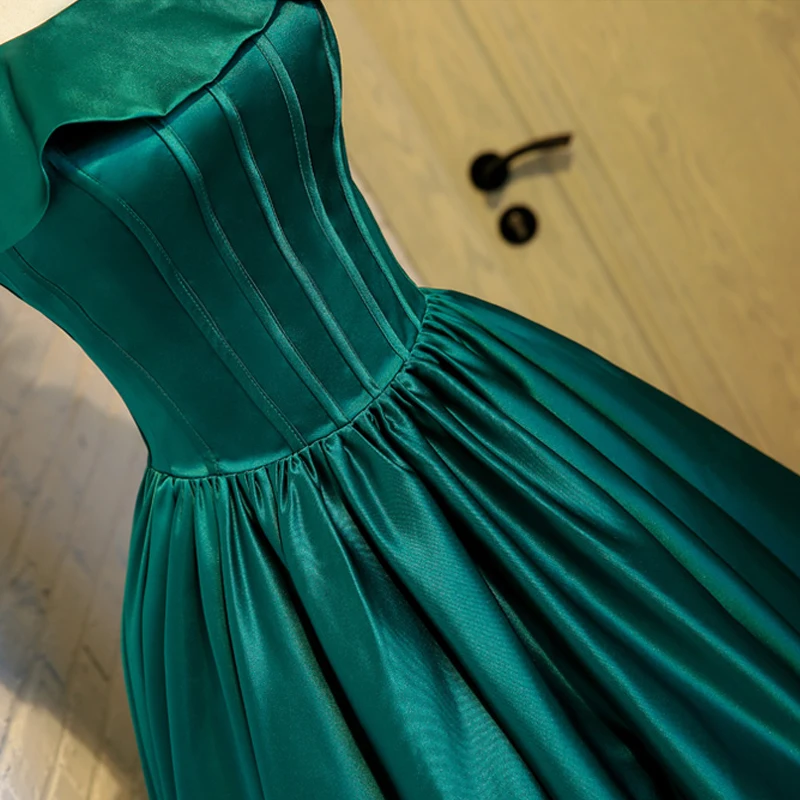 open lace back dress Backless Green Lace Short Prom Dress, Green Lace Homecoming Dress, Bac –  abcprom
