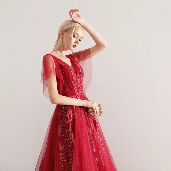 Chic / Beautiful Burgundy Evening Dresses  2019 A-Line / Princess V-Neck Lace Appliques Beading Crystal Short Sleeve Backless Floor-Length / Long Formal Dresses