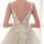 Élégant Champagne Robe De Mariée 2019 Princesse Bretelles Spaghetti Perlage En Dentelle Fleur Sans Manches Dos Nu Cathedral Train