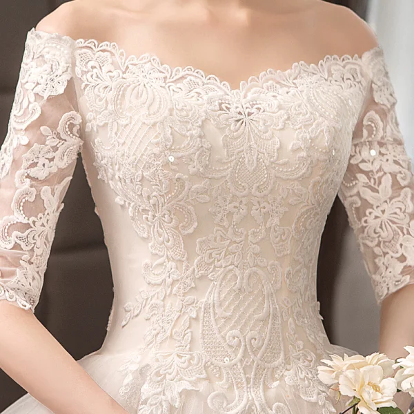 Élégant Champagne Robe De Mariée 2019 Princesse De l'épaule En Dentelle Fleur Paillettes 1/2 Manches Dos Nu Royal Train