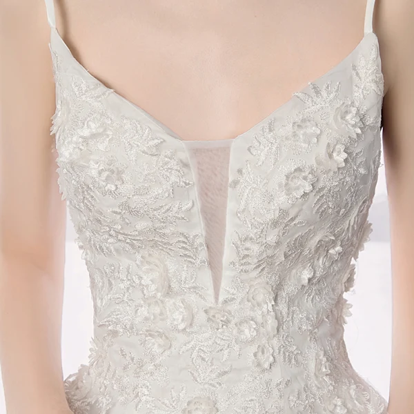 Élégant Ivoire Robe De Mariée 2019 Princesse Bretelles Spaghetti En Dentelle Fleur Sans Manches Dos Nu Royal Train