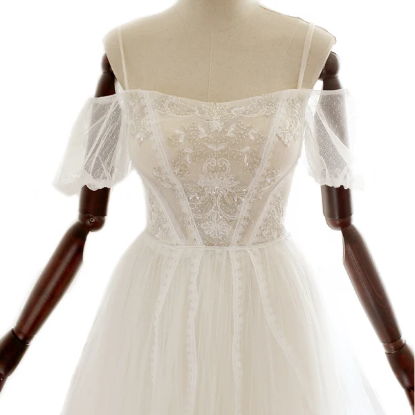 Élégant Ivoire Robe De Mariée 2019 Princesse Bretelles Spaghetti Perlage Paillettes En Dentelle Fleur Manches Courtes Dos Nu Tribunal Train