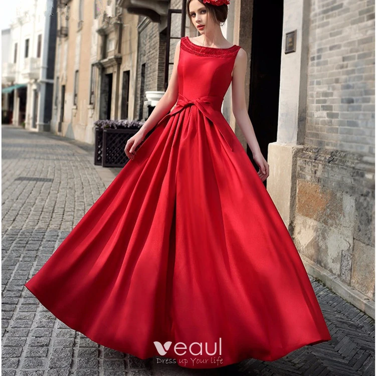 Vintage Originale Rouge Robes longues 2019 Princesse Encolure Degagee Sans Manches Noeud Dos Nu Longue Vetements