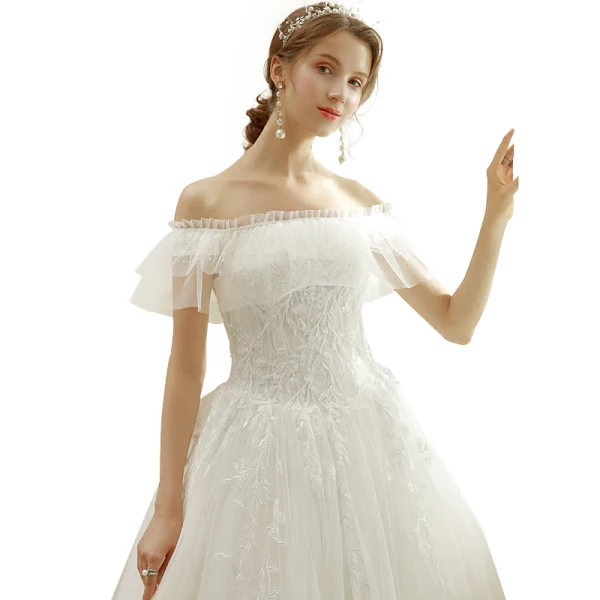 Affordable Ivory Wedding Dresses 2019 A-Line / Princess Off-The-Shoulder Lace Flower Short Sleeve Backless Floor-Length / Long