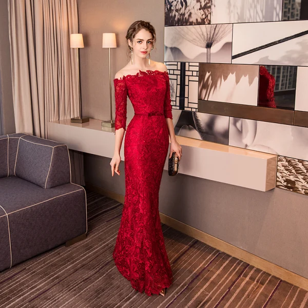 Charmant Bordeaux Robe De Soirée 2019 Trompette / Sirène De l'épaule En Dentelle Fleur Paillettes 1/2 Manches Dos Nu Noeud Longue Robe De Ceremonie