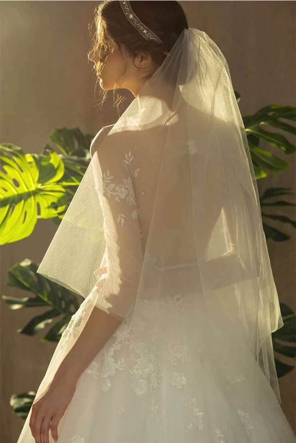 Elegant Ivory Wedding Dresses 2019 A-Line / Princess Scoop Neck Sequins Lace Flower 1/2 Sleeves Backless Floor-Length / Long