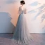 Élégant Gris Robe De Soirée 2019 Princesse Bretelles Spaghetti Perlage Cristal Manches Courtes Dos Nu Train De Balayage Robe De Ceremonie