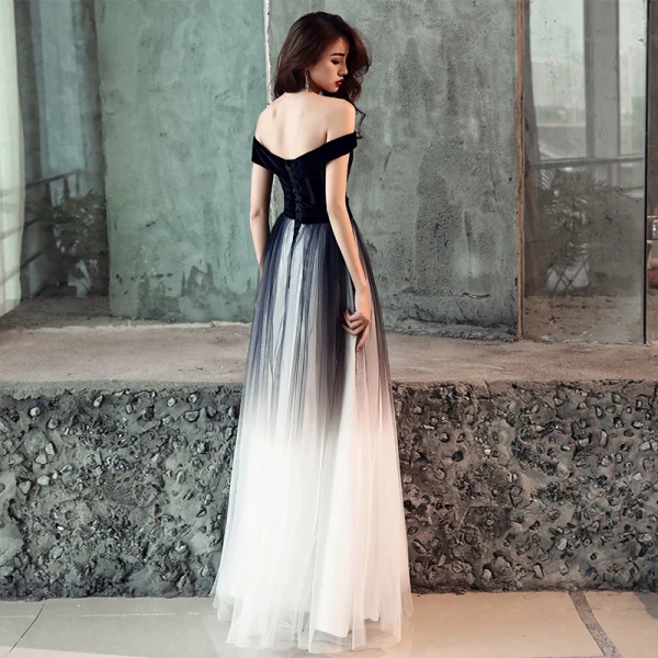 Elegante Farbverlauf Schwarz Ballkleider 2019 A Linie Off Shoulder Kurze Ärmel Rückenfreies Lange Festliche Kleider