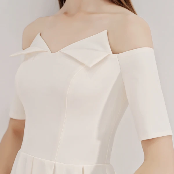 Chic / Beautiful Champagne Homecoming Graduation Dresses 2019 A-Line / Princess Off-The-Shoulder Short Sleeve Backless Tea-length Formal Dresses
