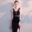 Sexy Noire Robe De Soirée 2019 Trompette / Sirène V-Cou Perlage Cristal Appliques Gland Sans Manches Dos Nu Asymétrique Robe De Ceremonie