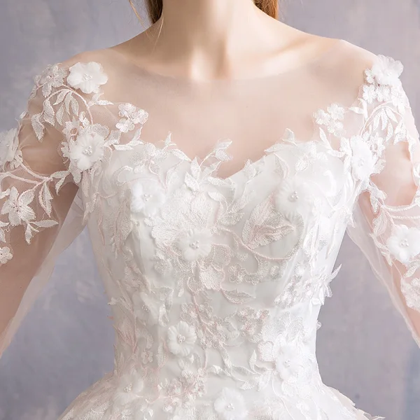 Élégant Ivoire Robe De Mariée 2019 Princesse Encolure Dégagée Appliques En Dentelle Fleur Perle 3/4 Manches Dos Nu Cathedral Train