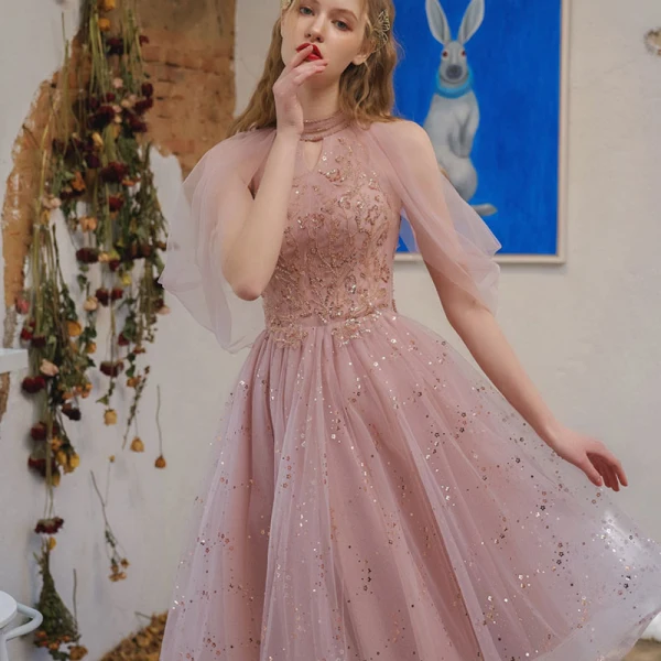 Chic / Beautiful Blushing Pink Homecoming Graduation Dresses 2021 A-Line / Princess Scoop Neck Beading Sequins Short Sleeve Tea-length Formal Dresses