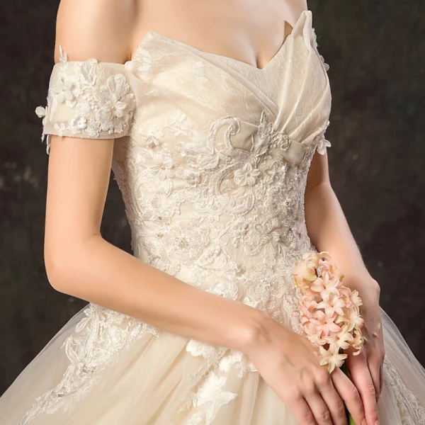 Chic / Belle Champagne Robe De Mariée 2019 Princesse De l'épaule Perle Appliques En Dentelle Fleur Manches Courtes Dos Nu Cathedral Train
