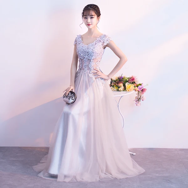 Chic / Beautiful Grey Evening Dresses 2018 A-Line / Princess Lace Appliques Rhinestone V-Neck Backless Sleeveless Floor-Length / Long Formal Dresses