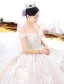 Luxe Champagne Robe De Mariée 2019 Robe Boule De l'épaule Perlage Perle Paillettes En Dentelle Fleur Manches Courtes Dos Nu Cathedral Train